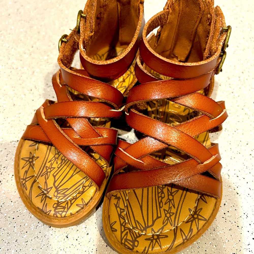 Toddler size 6 girl’s Blowfish Malibu strappy sandals never worn